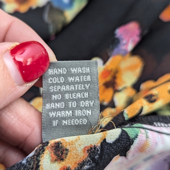 Neiman Marcus Black Boho Floral Sheer Festival Kimono Beach Cover Up Size M - Picture 9 of 9